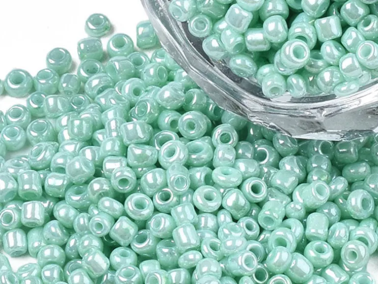 Perles de rocailles en tube - Vert d'eau shine - 2 mm