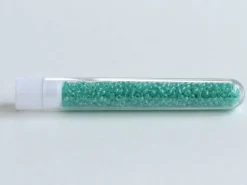 Perles de rocailles en tube - Lustre vert - 2 mm