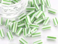Perles tubes bugles - Rayures vertes - 8 mm - 10 g