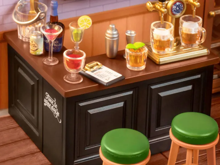 Pièce miniature Leisurely Cheers Bar DIY - Rolife