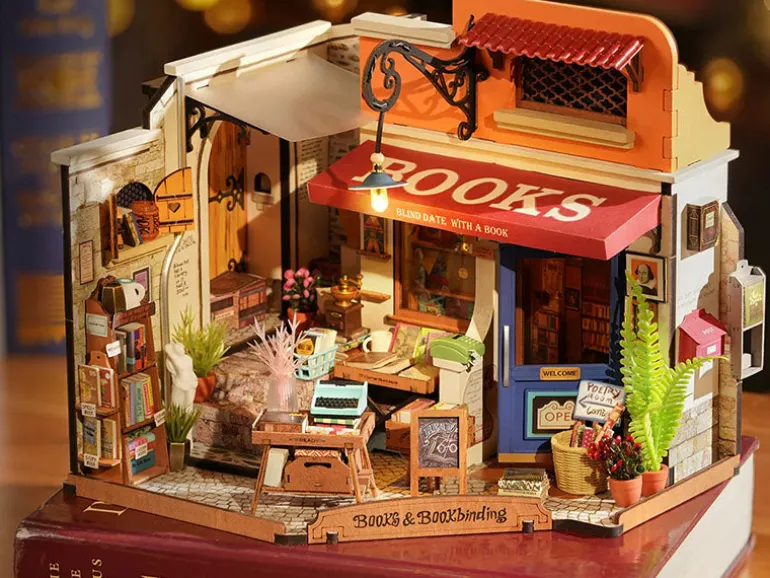 Pièce miniature Librairie du coin DIY - Rolife