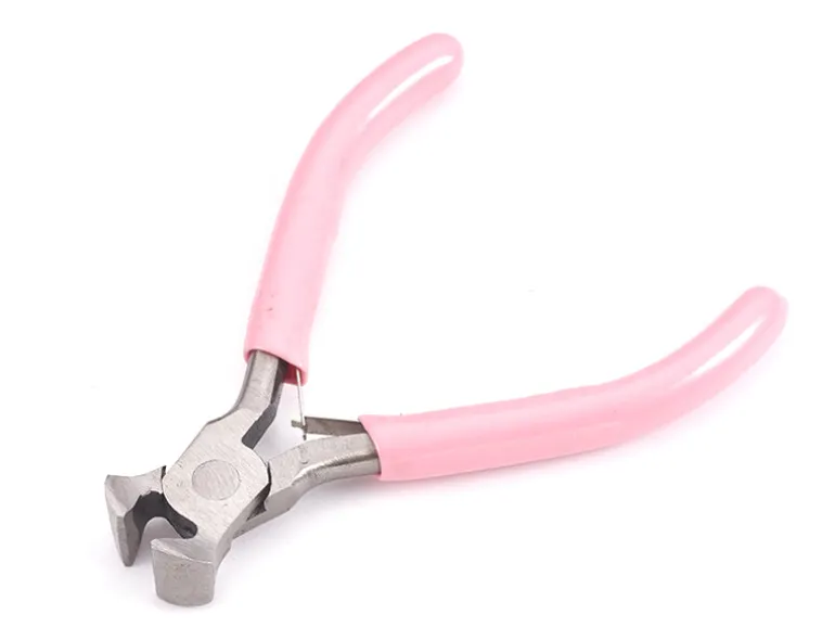 Pince pour bijoux - coupante à tête plate