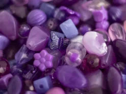 Pot de perles en plastique - nuances de violet