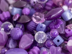 Pot de perles en plastique - nuances de violet