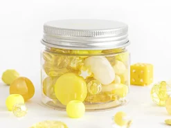 Pot de perles en plastique - nuances de jaune
