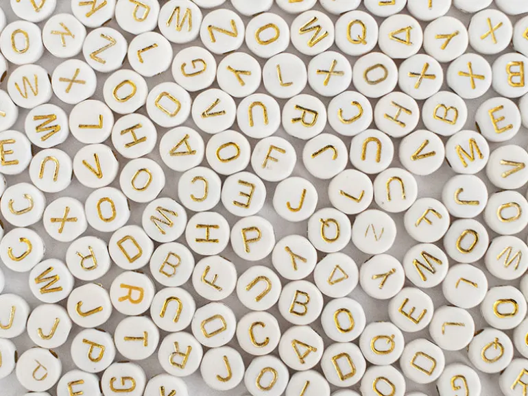 Pot perles lettres – Blanches
