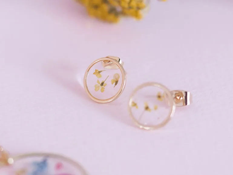 Puces d'oreilles cercles ajourés 12 mm - dorées à l'or fin