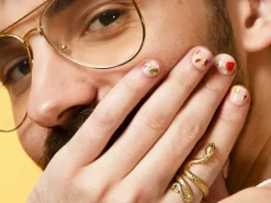 Stickers Nail art Yummy - Set de 120 stickers ongles OMY