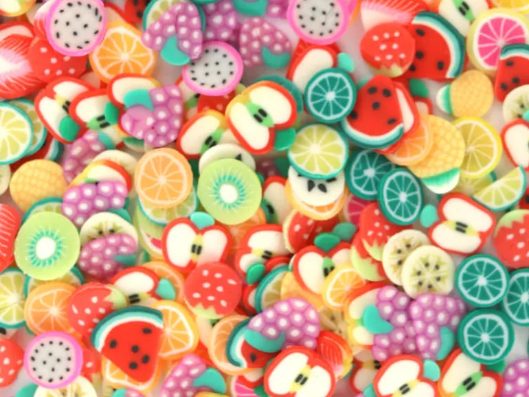 Tranches de canes en pâte polymère - fruits variés - 10 grammes