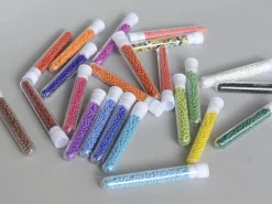 Tube de 350 perles de rocailles opaques - violet foncé